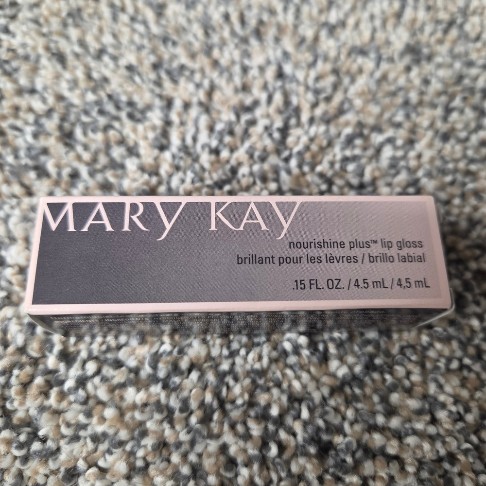 Mary Kay NouriShine Plus Lip Gloss Rock N Red 0.15 oz 047953 New in Box